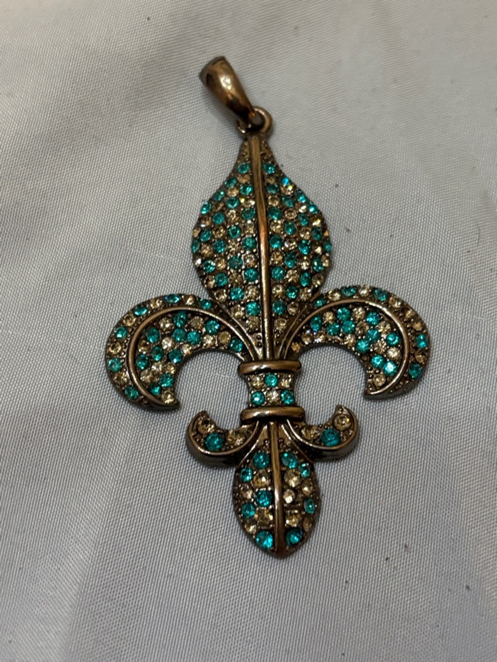 Fleur-de-Lis Teal Crystal Pendant Necklace